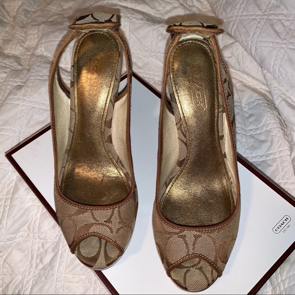 Coach Tarrah Wedges 7.5 Med W Original Box - Picture 5 of 8